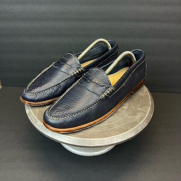 G.H. Bass & Co. Navy Leather Slip-Ons Womens Size 11 - Picture 1 of 9